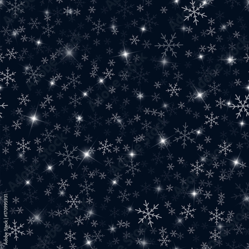 White snowflakes seamless pattern on black Christmas background. Chaotic scattered white snowflakes. Ravishing Christmas creative pattern. Vector illustration.