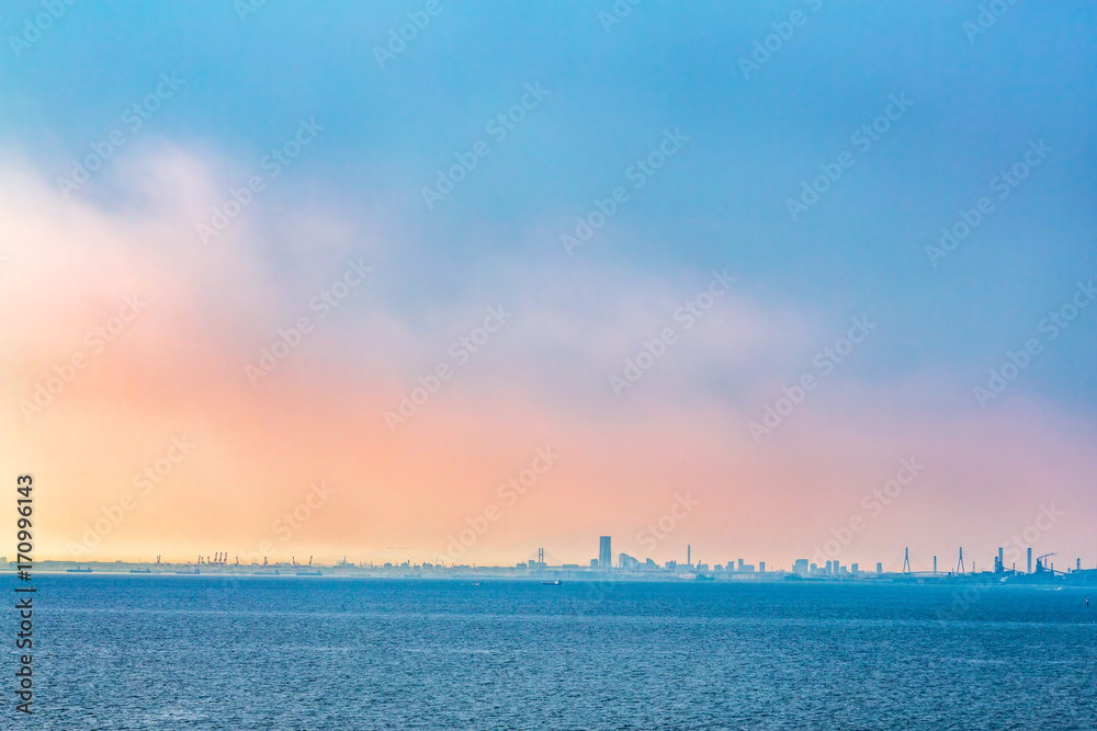 Fototapeta premium 夕暮れの東京湾
