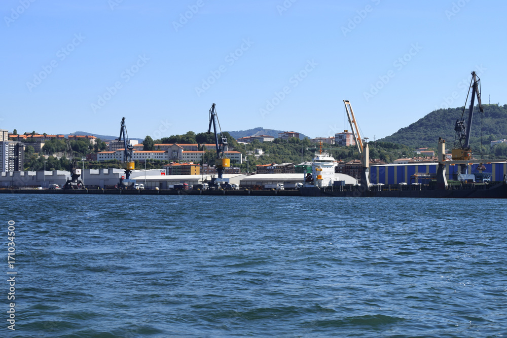 Ciudades vistas desde el mar. 