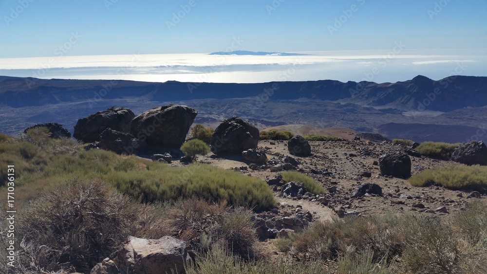Gran Canaria aus dem Meer über den Wolken