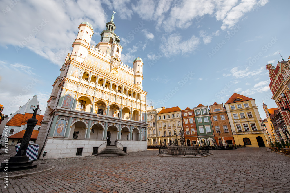 Fototapeta premium View on the Market square with beautiful town hall building during the morning light in Poznan, Krakow
