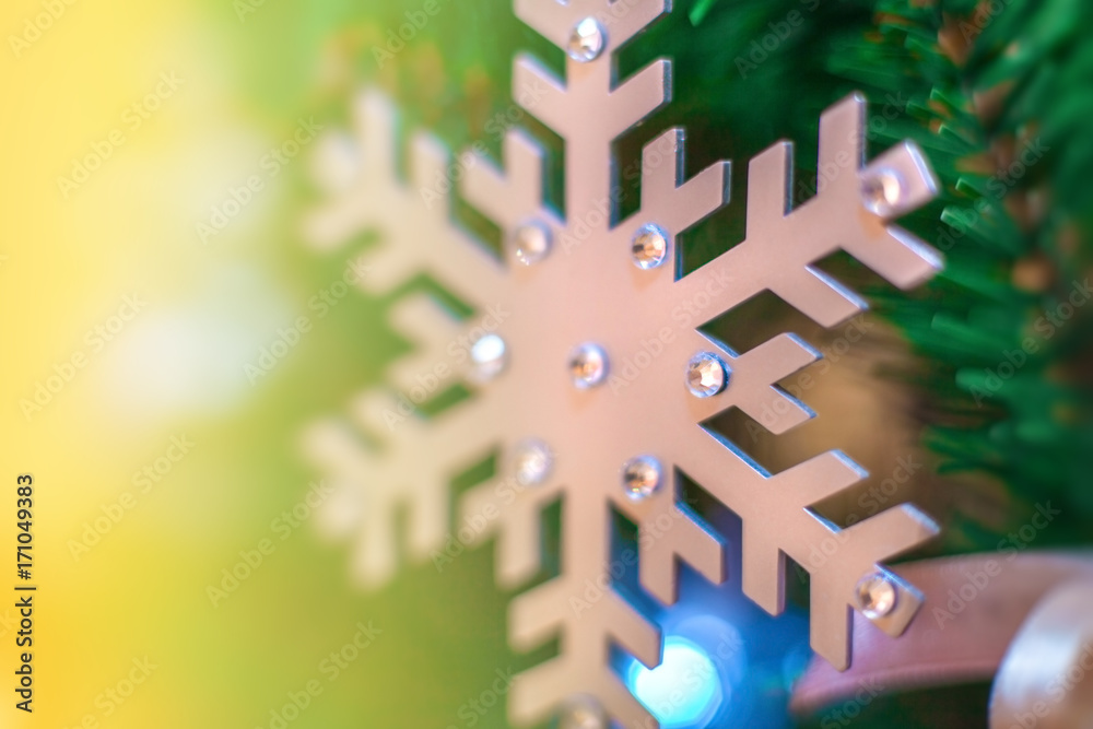 Fototapeta premium Snowflake on Christmas tree