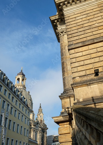 Lipsiusbau mit Kunsthalle und Fruenkirche in Dresden photo