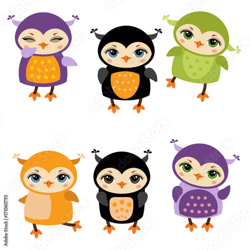 Wallpaper Mural Set of cute Owls. Torontodigital.ca