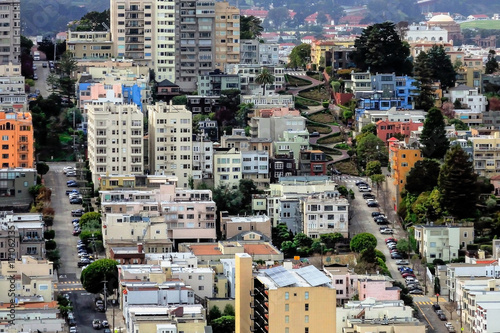 San Francisco center lombard street