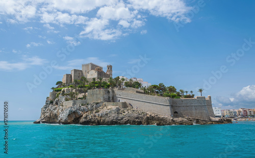 Pueblo en el mar. Peñíscola. Castellón. España.