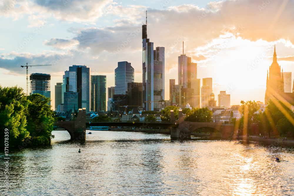 Fototapeta premium Frankfurt at the Main skyline at sunset, Germany
