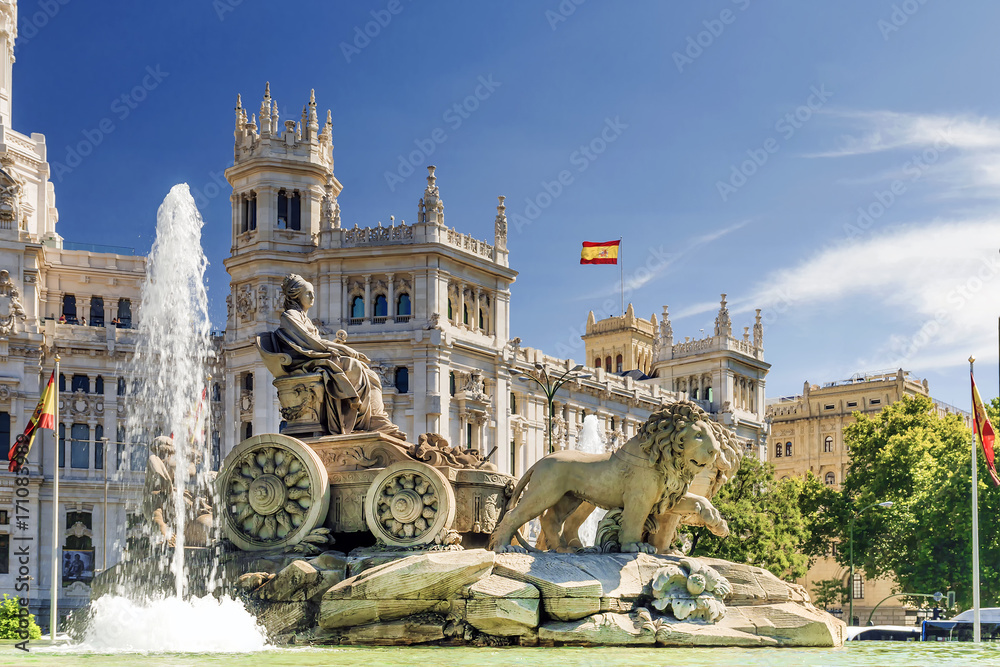 Fototapeta premium fontanna Cibeles w Madrycie, Hiszpania