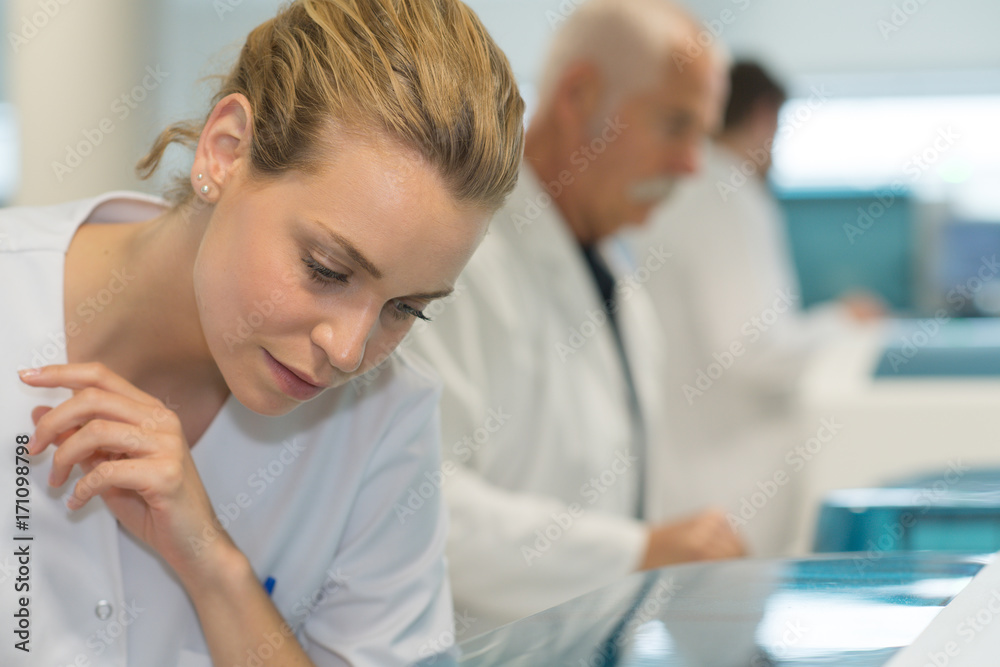 portrathinking female doctor at a lab portrathinking female doctor at a lab