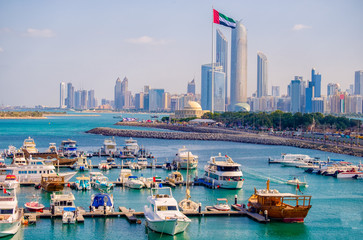 Fotobehang Abu Dhabi Luchtopname Abu Dhabi jachthaven  © ali