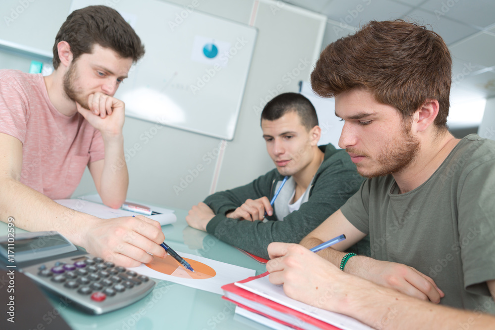 Obraz premium making art objects