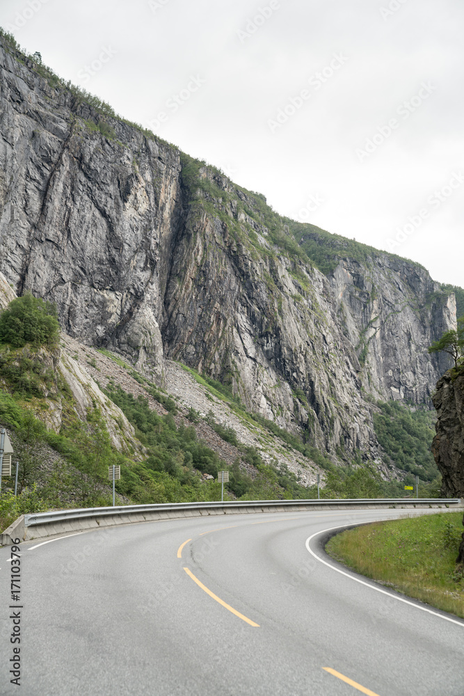 The Road to Eidfjord