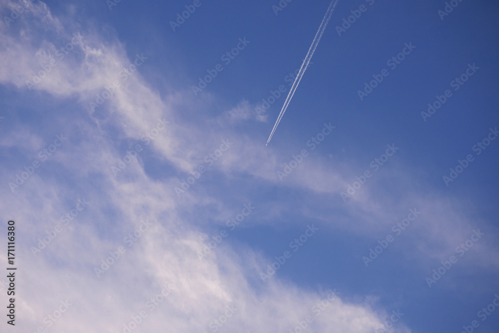 夕暮れ飛行機雲 夕暮れ飛行機雲