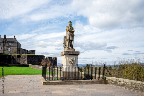 Φωτογραφία Statue of Robert the Bruce outside of Striling Castle