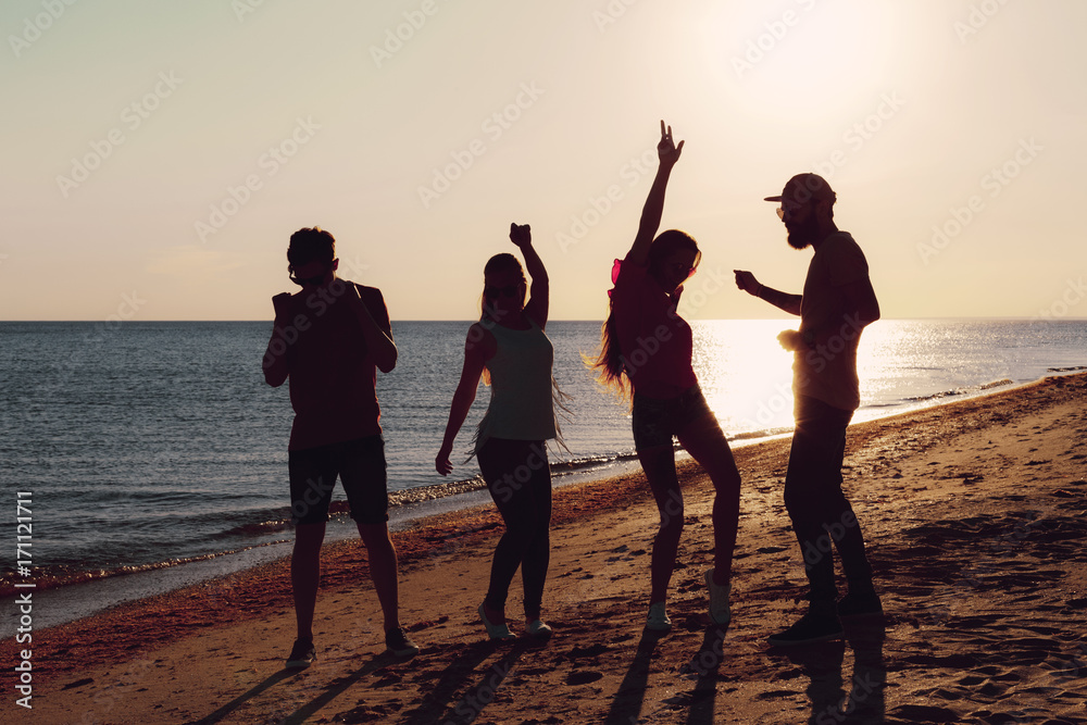 Fototapeta premium People dancing in summer
