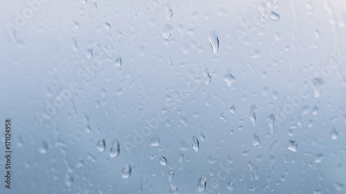 Raindrops on the window © leungchopan