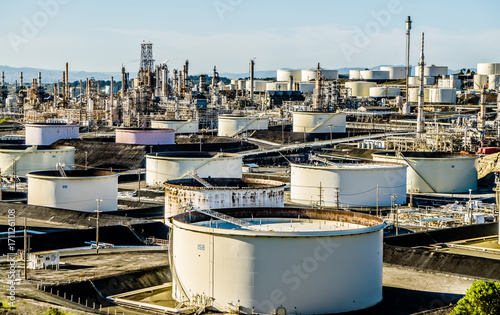 Canvas Print mega structures of large oil refinery in california