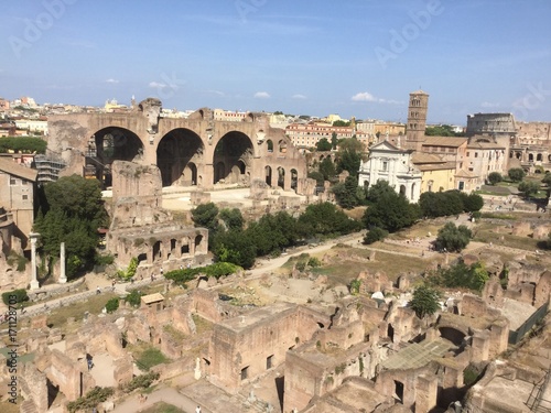 Roma: historic Roman forum