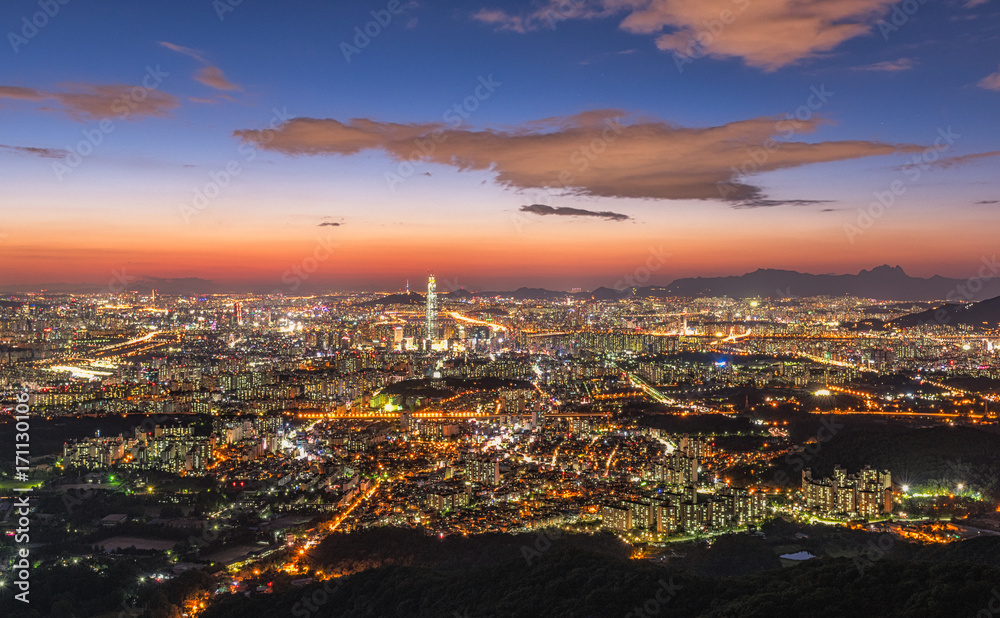 landscape of Seoul city skyline at night in Korea.