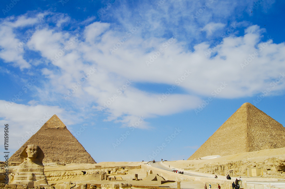 The Great Sphinx with Khafre & Khufu Pyramids - Cairo The Great Sphinx with Khafre & Khufu Pyramids - Cairo