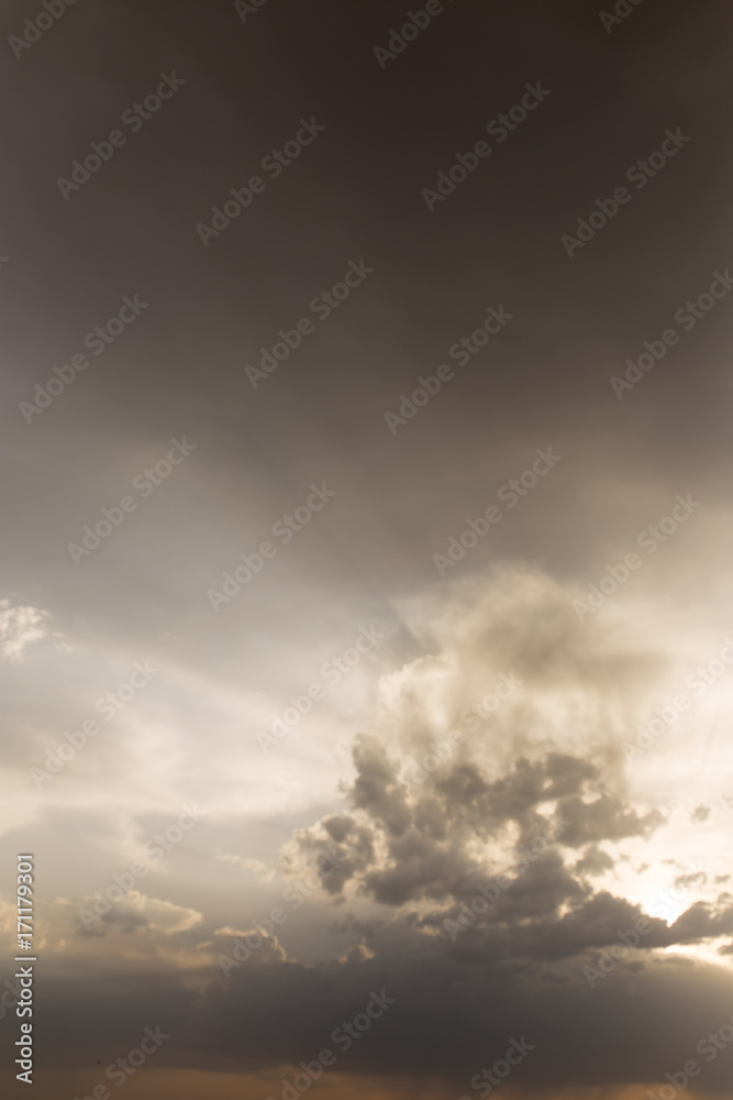 beautiful sky with clouds in the evening