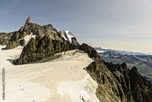 Giant Thooth, Monte Bianco, Punta Helbronner, mt3466, Rifugio, Refuge, Tourist, Snow, Courmayer; Valdaosta; Italy; Europa