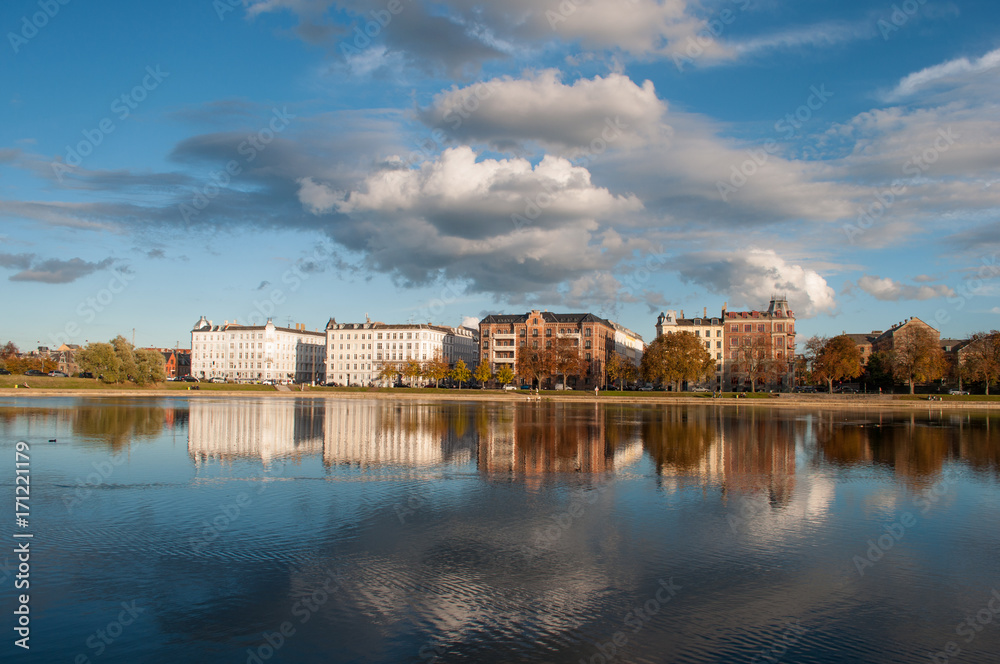 Obraz premium buildings near the waterfront in Copenhagen Denmark