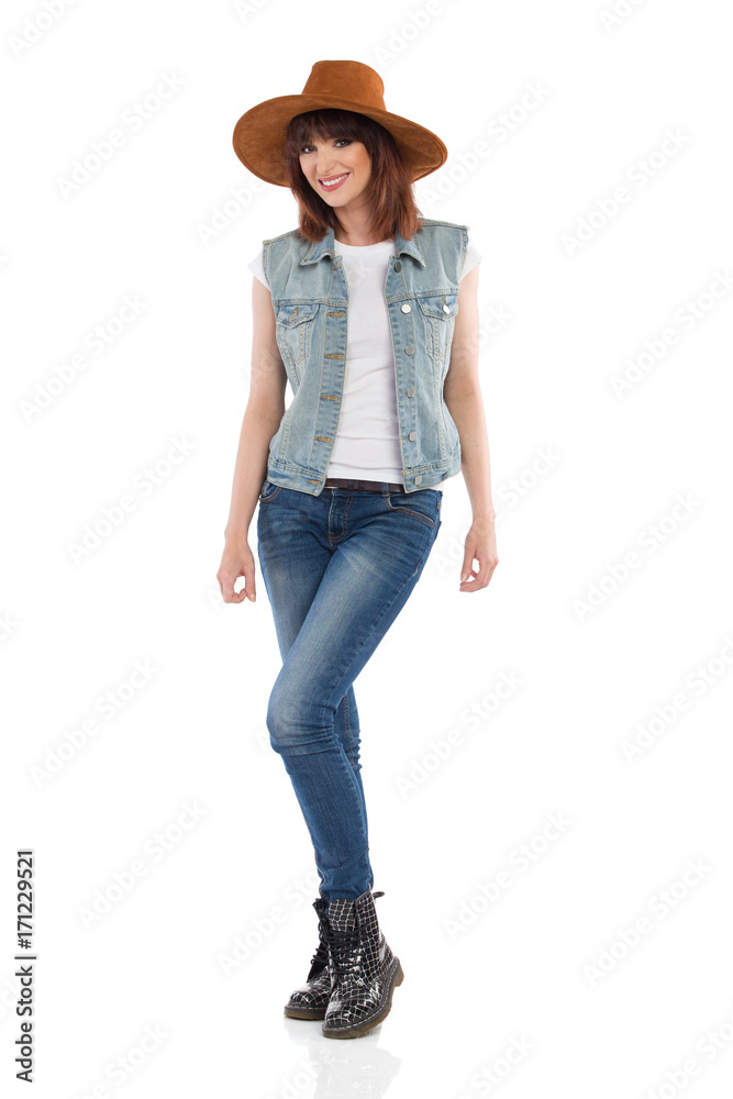 Beautiful Smiling Young Woman Is Posing In Brown Hat Beautiful Smiling Young Woman Is Posing In Brown Hat