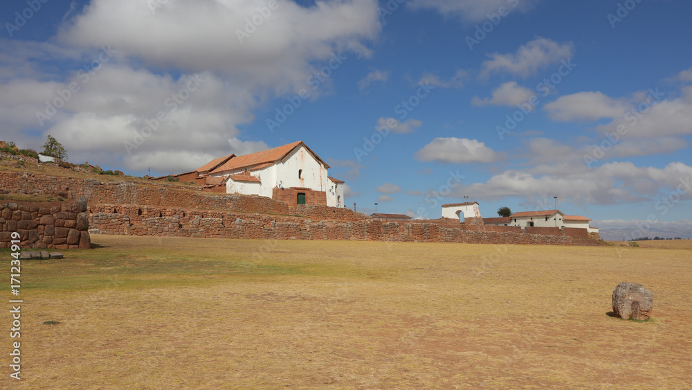 Obraz premium Iglesia de Nuetra Señora de la Natividad en Chinchero.