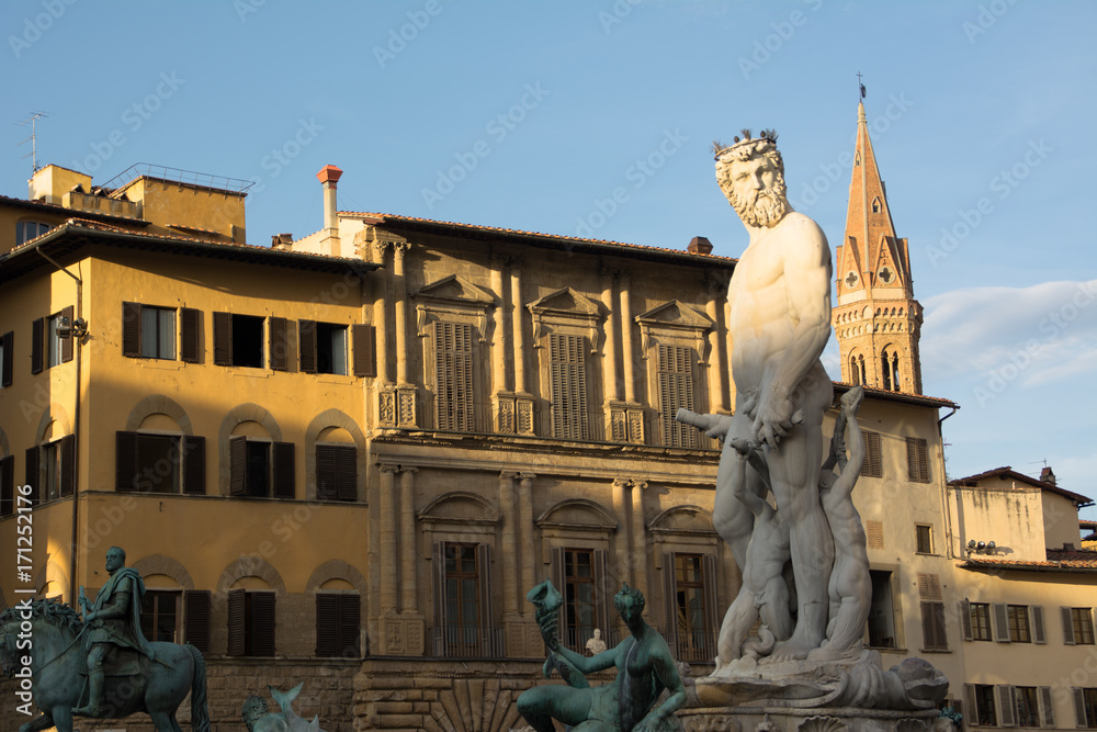 Fototapeta premium Statue of Neptune, on the Piazza della Signoria, Florence (Firenze), Tuscany, Italy, Europe