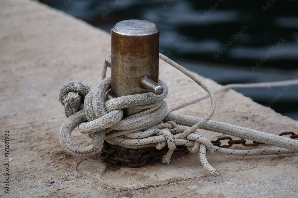 Fototapeta premium Mooring / The ropes holding boats and yachts