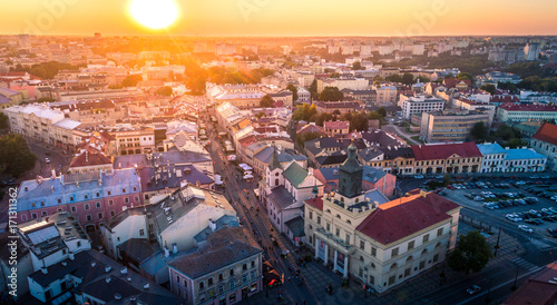Obraz na płótnie Zachód słońca nad Lublinem w salonie