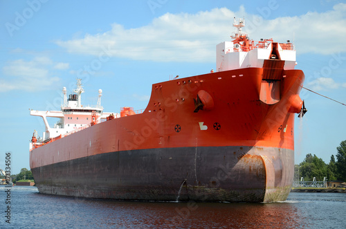 Obraz na płótnie Tanker entering the port, Gdansk in Poland w salonie