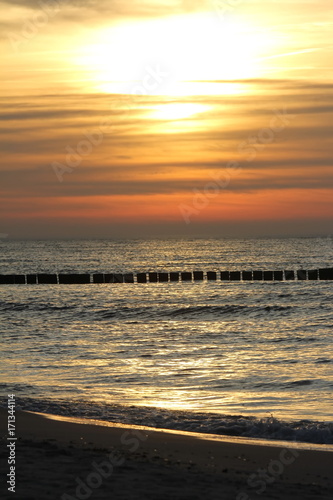 Sonnenuntergang am Meer © AlexxArts