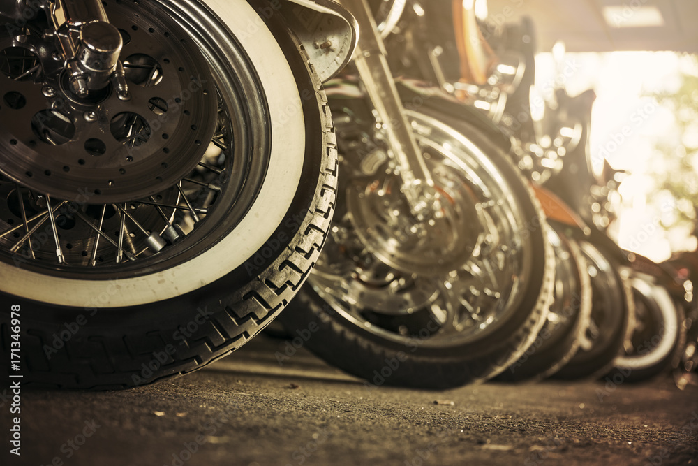 Fototapeta premium Motocykle z rzędu