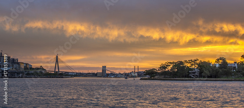 Colourful sunset Sydney cityscape © leelakajonkij