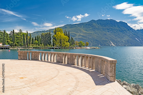Fotografie, Obraz Riva del Garda - lake, Italy