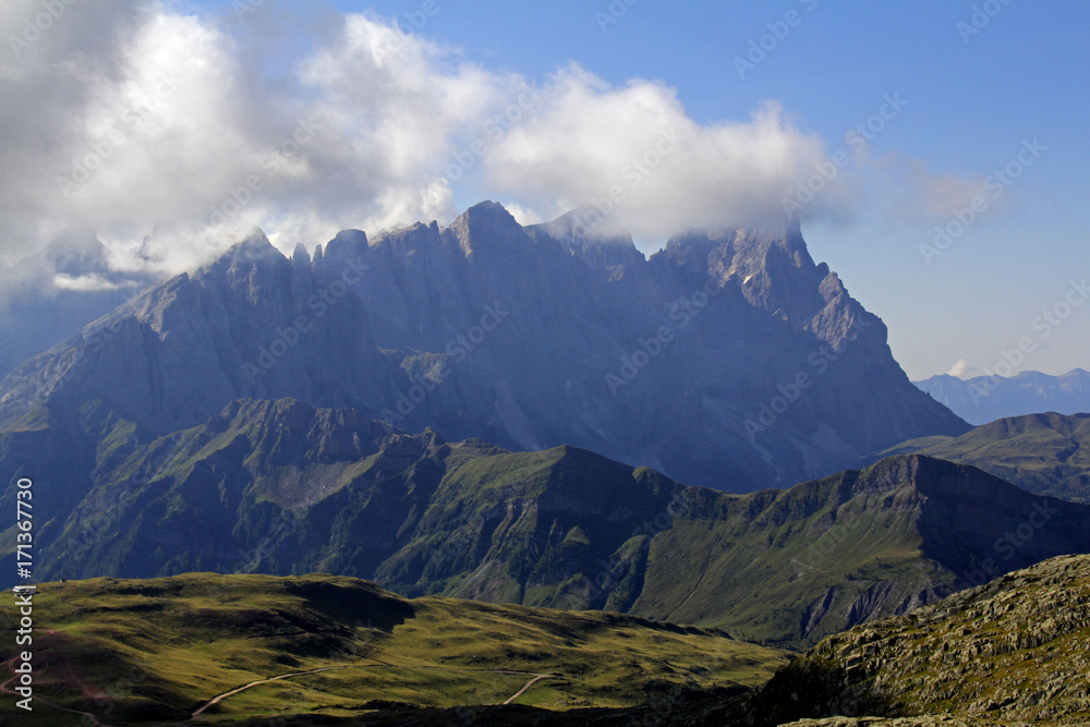 le Pale di San Martino tra il Mulaz e il Cimon dal Col Margherita (Trentino)