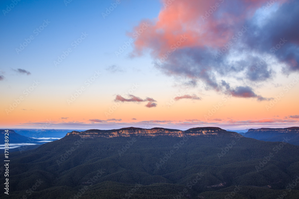 Blue Mountains Sunrise from Sublime Point