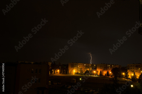 burza w nocy pioruny  © wedrownik52
