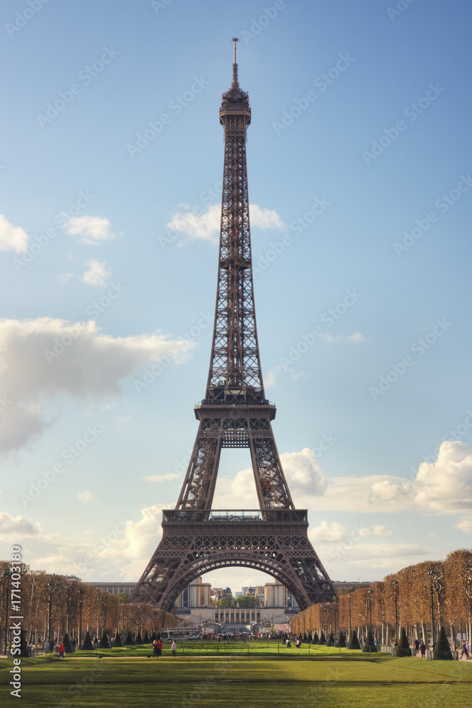 Classic shot of the Eiffel Tower