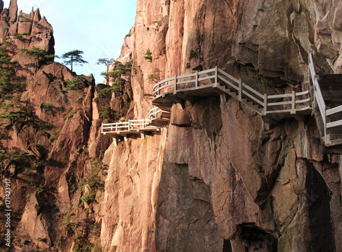 Walk way of Huang Shan Mountain, China
