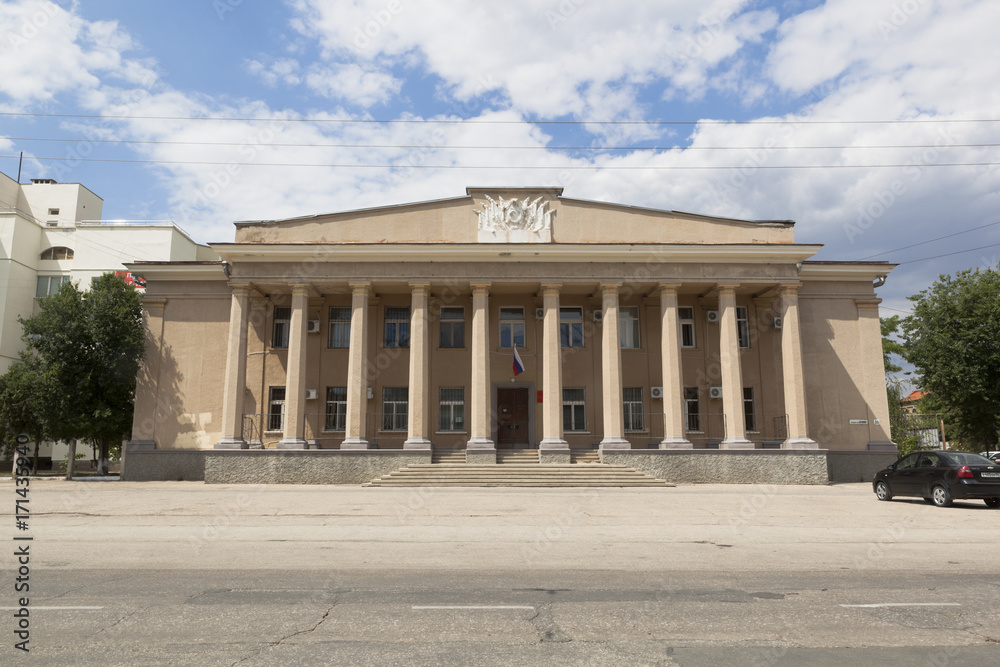 Obraz premium Building of Evpatoria City Court on Lenin Avenue in Evpatoria, Crimea, Russia