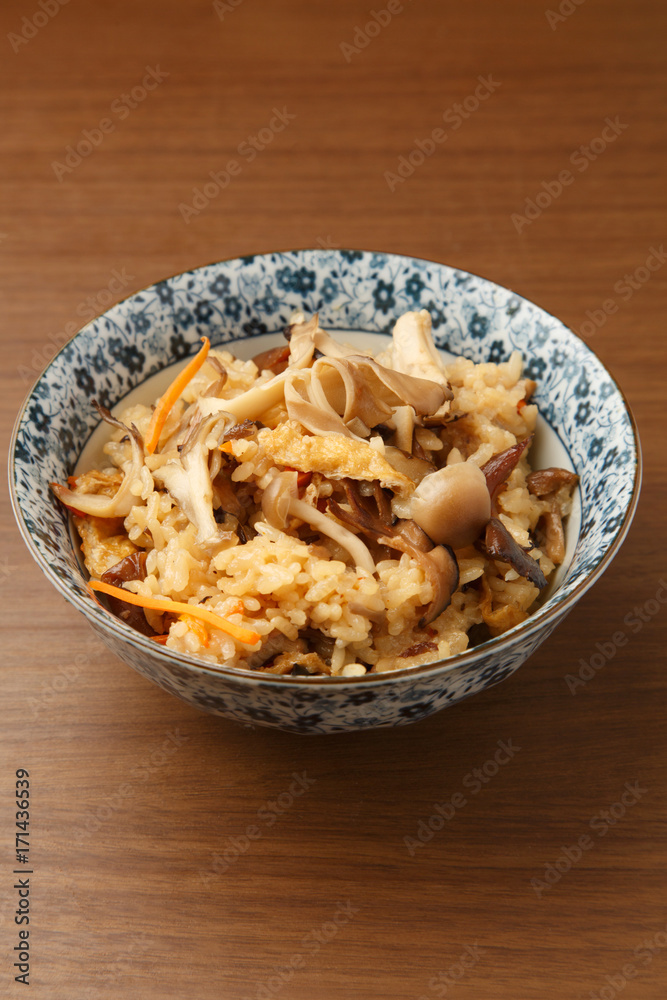 きのこの炊き込みご飯 きのこの炊き込みご飯