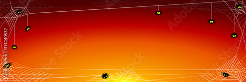 gruseliger Halloween Hintergrund mit Spinnen im Netz 