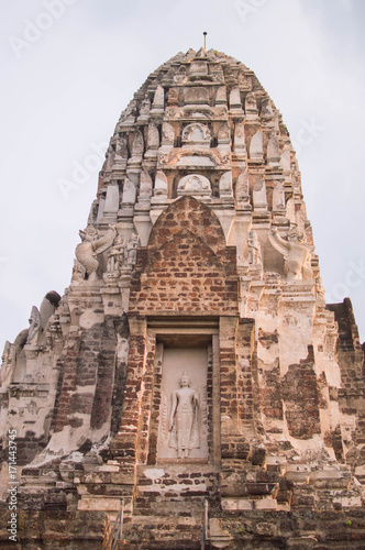 アユタヤ遺跡　Wat Ratchaburana