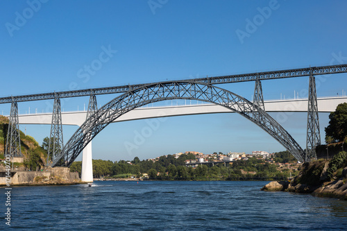 Obraz na plátne Ponte do Infante Bridge over Douro River in Porto, Portugal