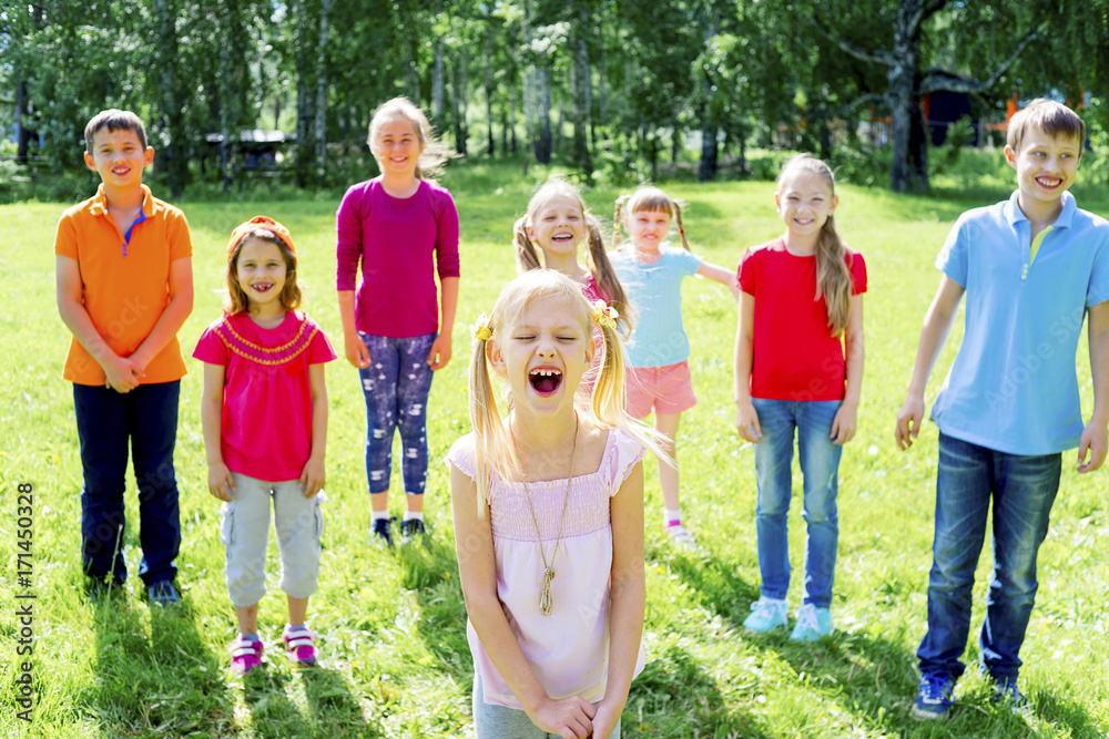 Fototapeta premium Kids outside in park