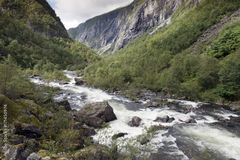 walking track to the voringfossen waterfall walking track to the voringfossen waterfall