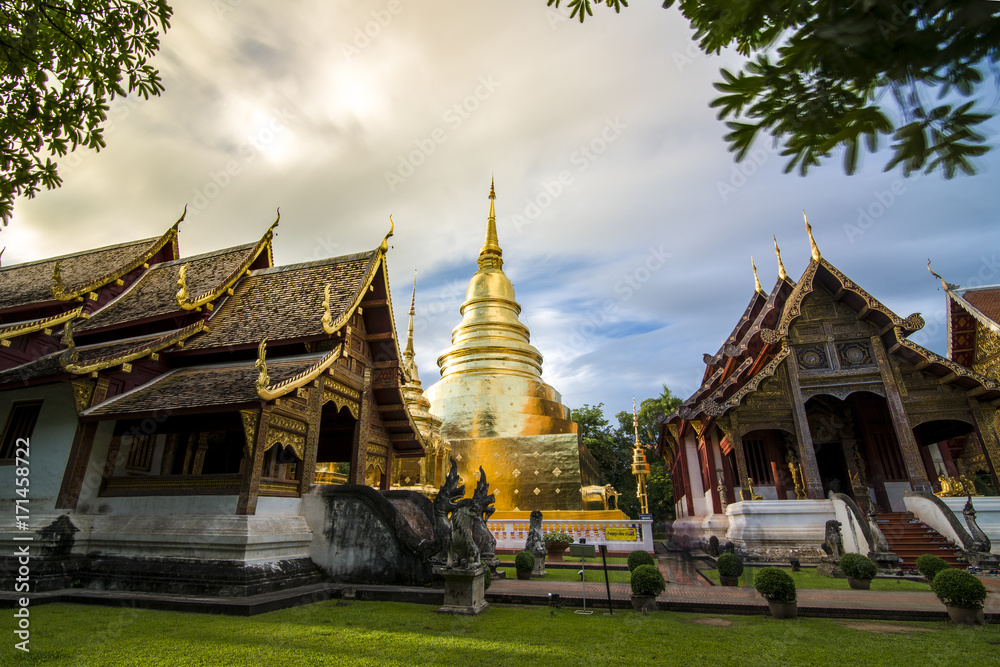 Fototapeta premium Wat Phra Sing Temple of Chiang Mai Thailand 